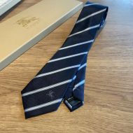 Burberry Classic Cut Striped Silk Jacquard Tie In Navy Blue