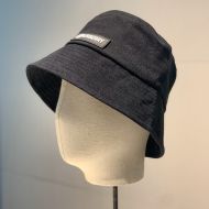 Burberry Logo Applique Cotton Bucket Hat In Black