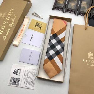 Burberry Classic Cut Check Silk Tie In Camel
