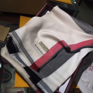 Burberry House Check Cashmere Scarf In White